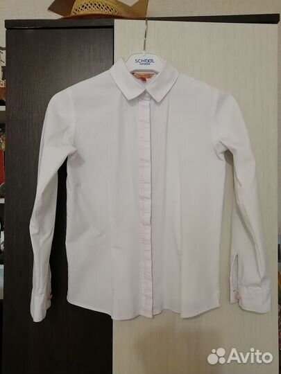 2 школьные рубашки на девочку