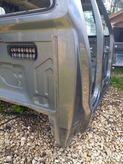 Порог правый Volkswagen Amarok CDC 2010