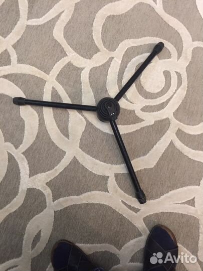 Основание для стойки микрофона напольное