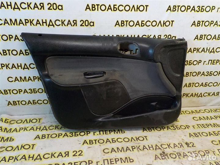 Обшивка двери передней левой Peugeot 206 1998-2012