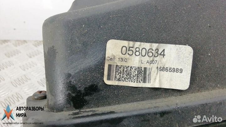 Корпус воздушного фильтра Cadillac STS рест. 2008