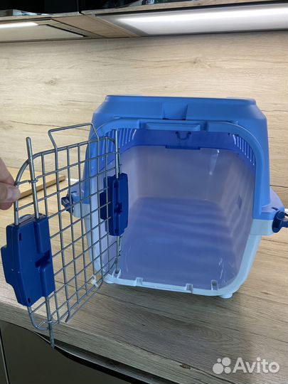 Переноска пластик голубая до 8 кг