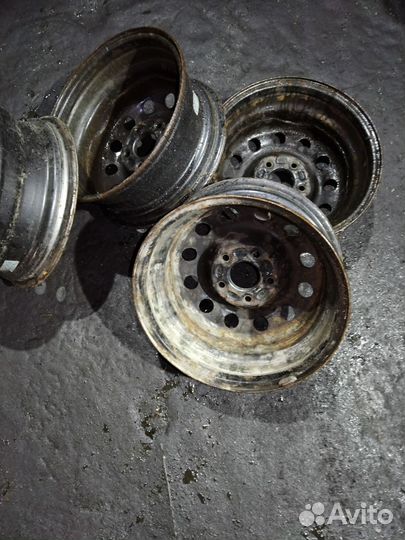 Диски штампы r15 на Мазда и Мицубиси