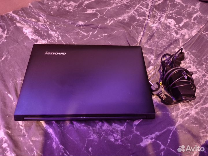 Ноутбук lenovo