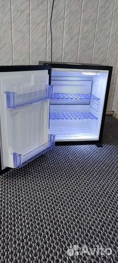Холодильник минибар