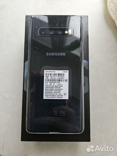 Samsung Galaxy S10, 8/128 ГБ