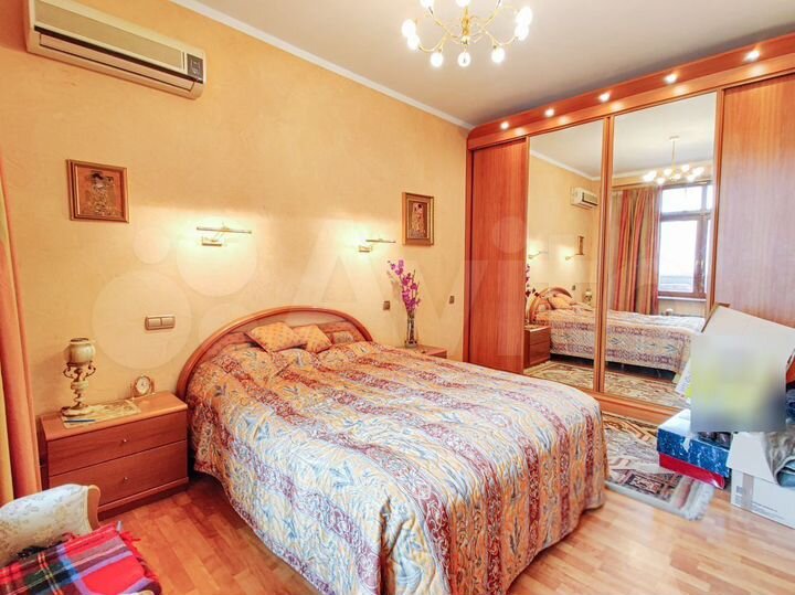 Комната 20 м² в 2-к., 12/18 эт.