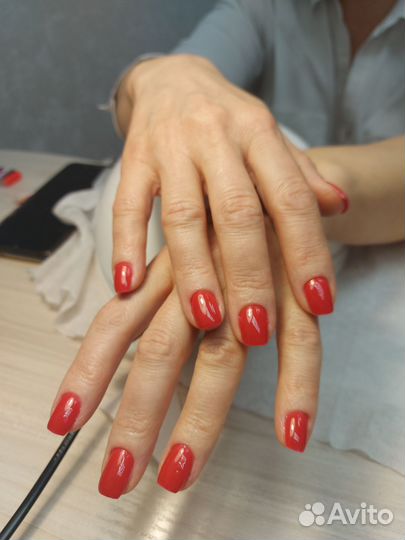 Мастер маникюра, педикюра и наращивании