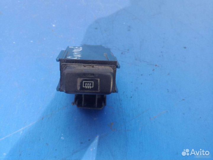 Кнопка подогрева стекла задняя Toyota Carina E