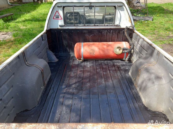 Запчасти на авто Москвич 2141