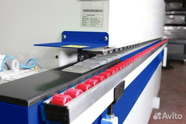 Автоматический кромкооблицовочный станок