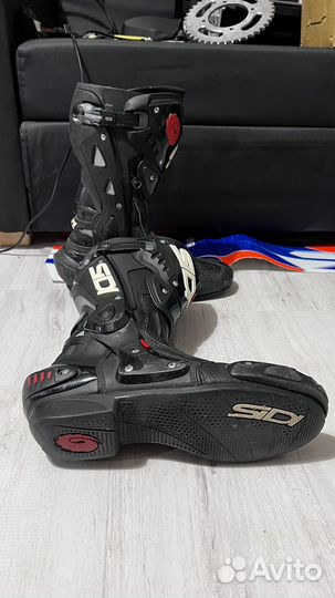 Мотоботы sidi