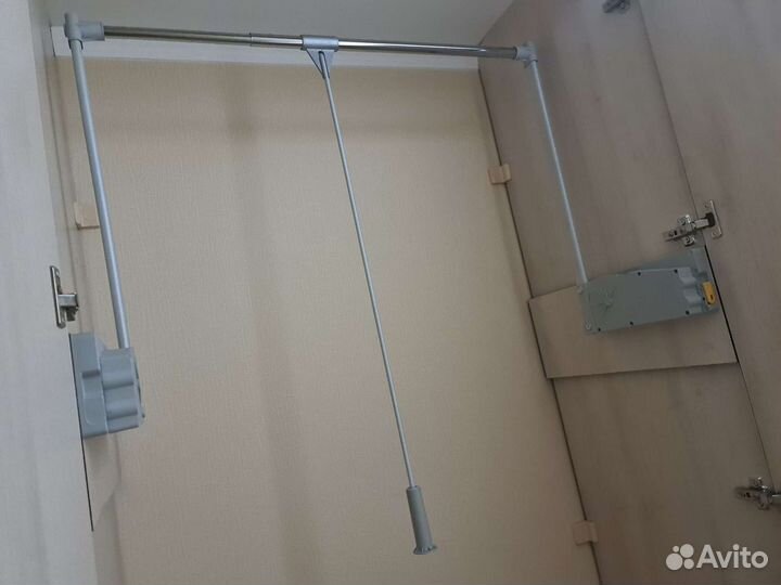 Пантограф мебельный