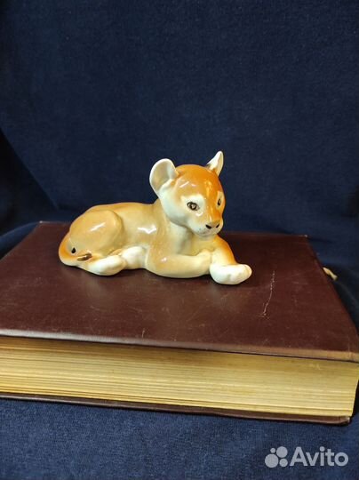 Статуэтка фарфор СССР львёнок лфз