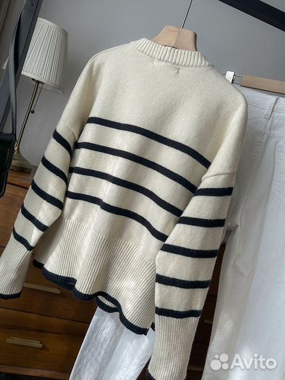 Свитер женский Bershka новый S