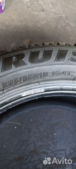 Bridgestone Ice Cruiser 7000 235/55 R18 104T
