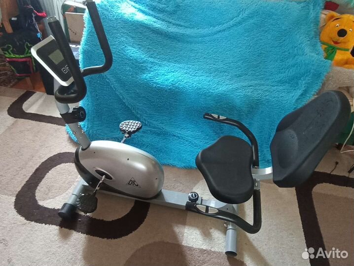 Велотренажер горизонтальный