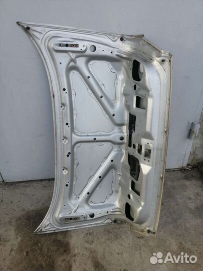 Крышка багажника Митсубиси Каризма