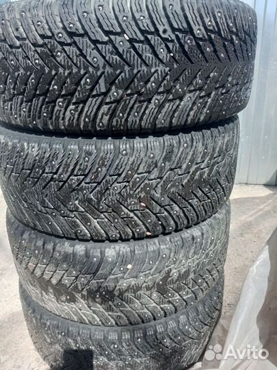 Nokian Tyres Hakkapeliitta 8 235/45 R18