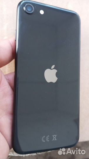 iPhone SE (2020), 128 ГБ