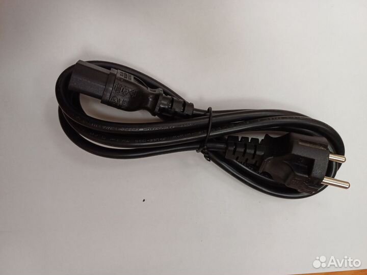 Кабель питания для компьютера