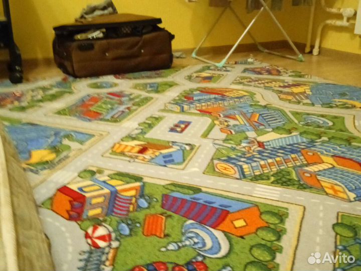 Ковры и паласы бу бесплатно