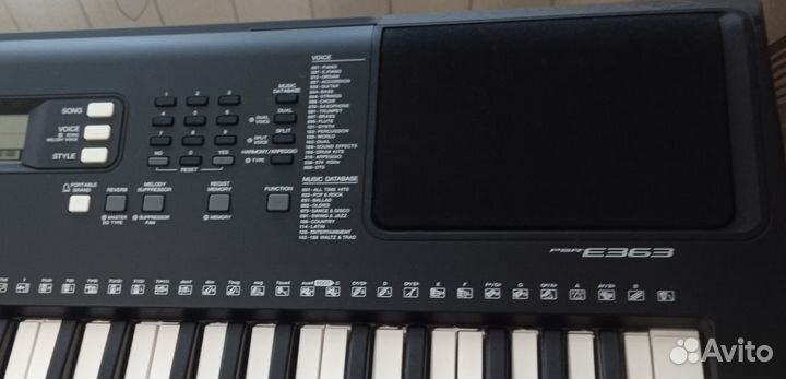 Cинтезатор Yamaha PSR-E363, для обучения