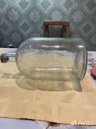 Бутылка с бугельной пробкой