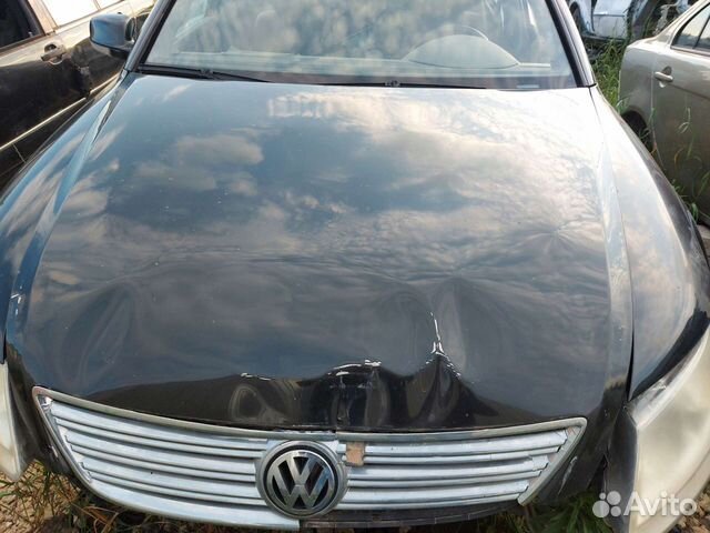 Капот на Volkswagen Phaeton