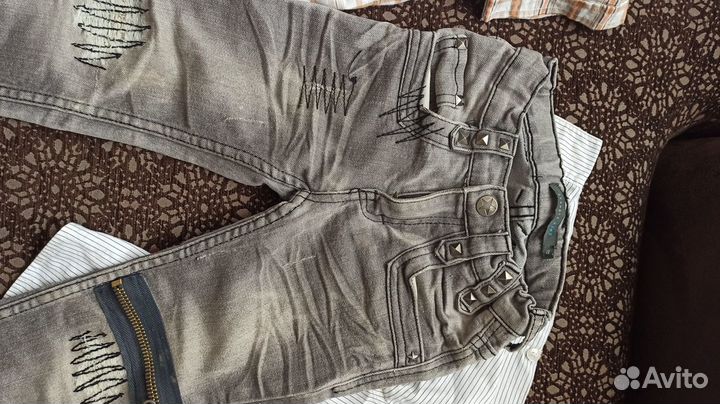 Праздничная одежда:2 рубашки + джинсы детские, 110