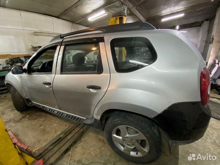 В разборе Renault Daster 2.0 МКПП 4WD 2013