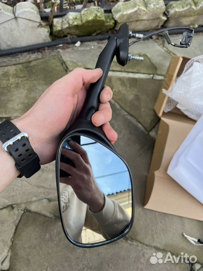 Левое зеркало suzuki gsx-r
