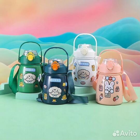 Термос детский с ремешком и трубочкой 900 мл