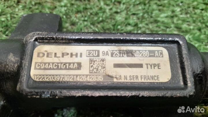 Топливная рейка Ford Mondeo 3 лифтбек 2.0 hjbb