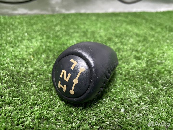 Ручка раздаточной коробки Toyota Land Cruiser