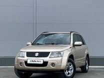 Suzuki Grand Vitara 2.0 AT, 2011, 197 200 км, с пробегом, цена 1 399 000 руб.