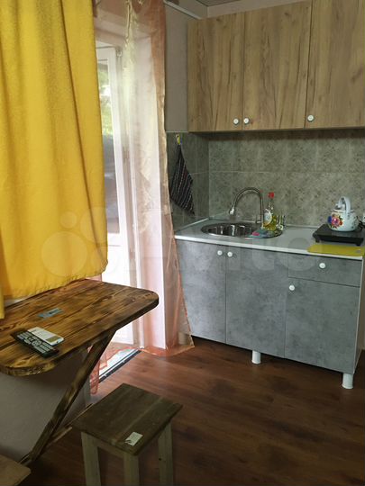 Комната 20 м² в 6-к., 2/2 эт.