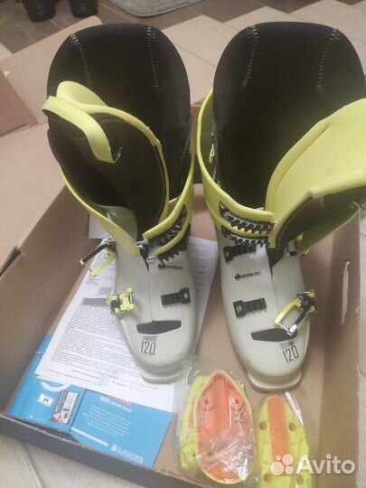 Горнолыжные ботинки