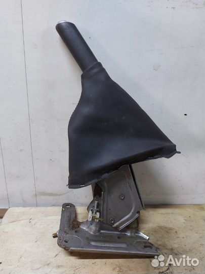 Рычаг стояночного тормоза передний Renault Fluence