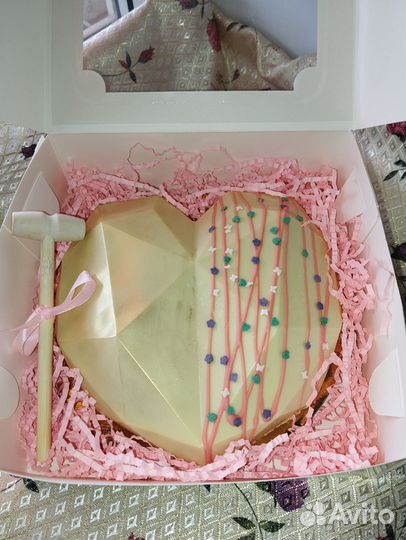 Шоколадная пиньята или шоколадное сердце