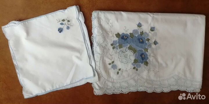 Скатерть и 6 салфеток, новая