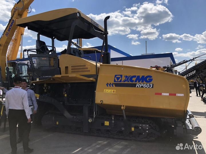 Асфальтобетоноукладчик XCMG RP603, 2023
