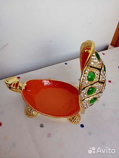 Шкатулка для украшений