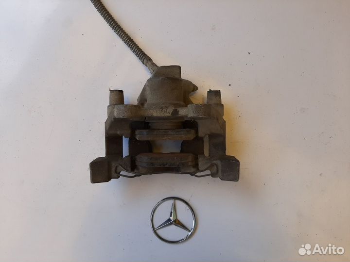 Суппорт задний левый Mercedes GLK 204