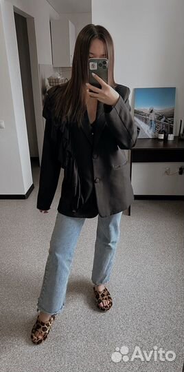 Пиджак прямой оверсайз нарядный с воланами