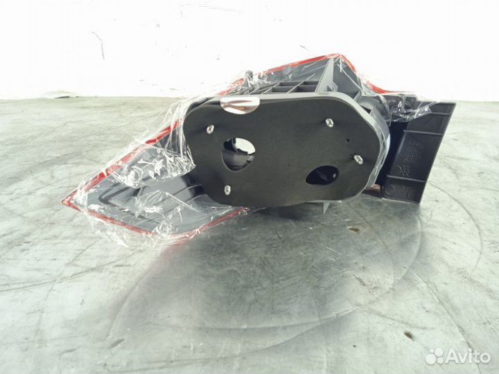 Фонарь наружный Лев./Прав. задний Honda Accord 8