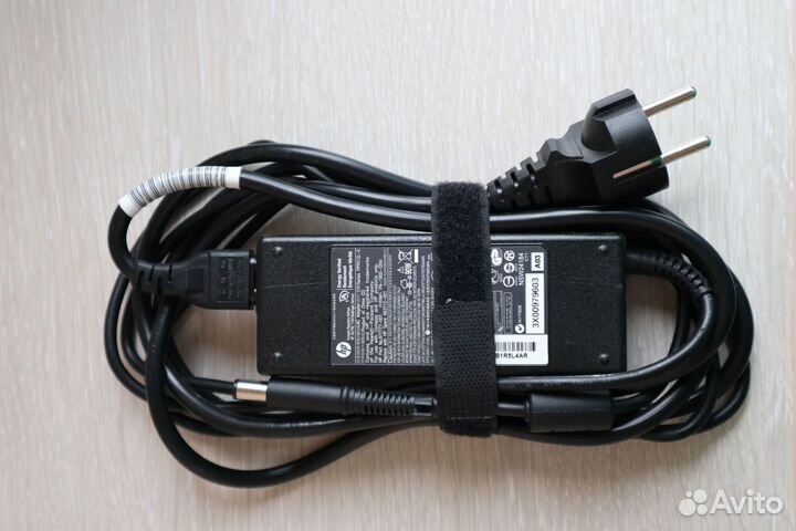 Блоки питания HP 65W / 90W