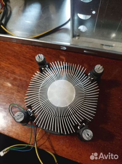 Кулер процеccорный intel