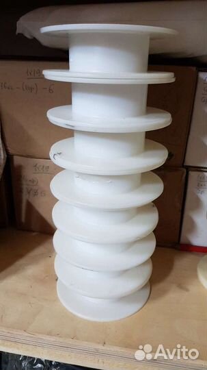 Катушки пластиковые