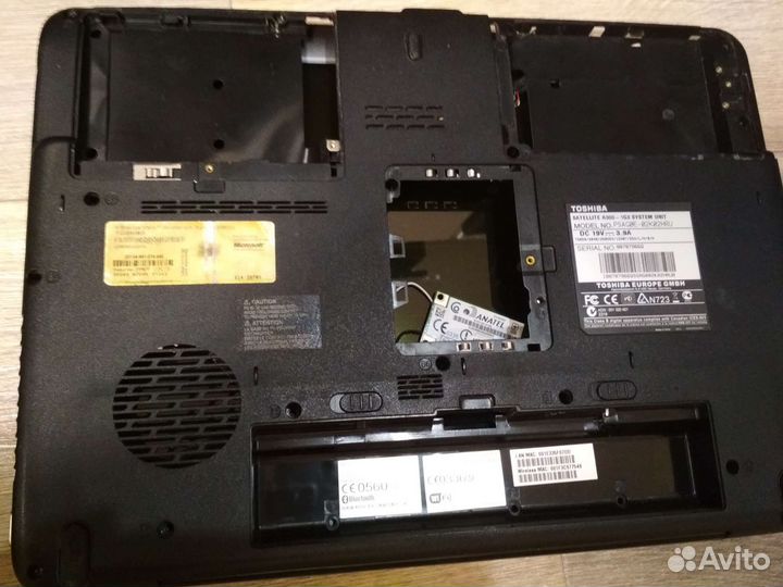 Ноутбук Toshiba A300 на запчасти